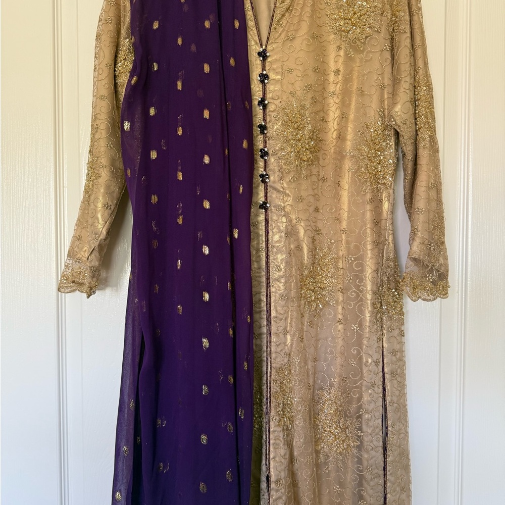 Elegant Purple and Gold Women's Pakistan dress